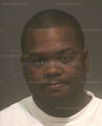 Leslie Lamont Tucker