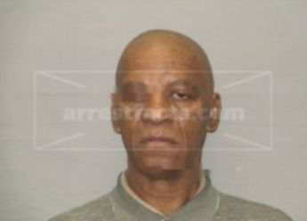 Clinton Davis