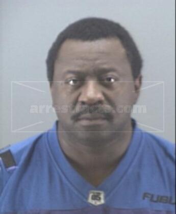 Johnny Lee Davis