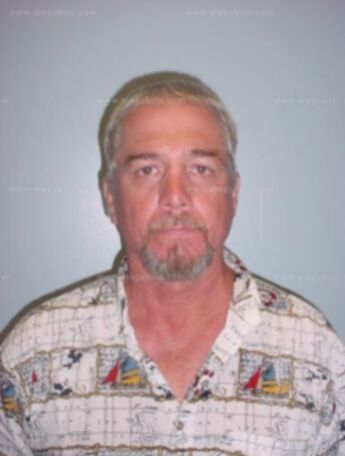 Johnny W Boyett