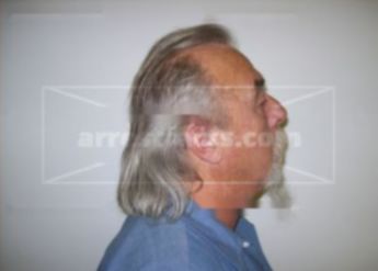 Harold R Vails