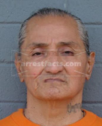 Ronnie W Martinez