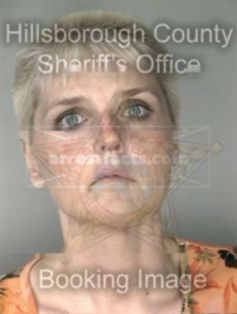 Lisa M Mays