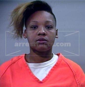 Quennisha Octivia Waters