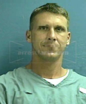 Shawn J Weisel