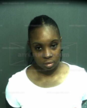 Shenike Gibson