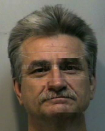 Darrell W Barnes