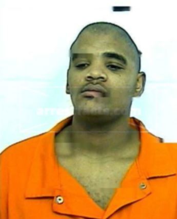 Tyreace L Knowles