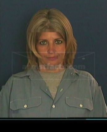 Lisa D Lay
