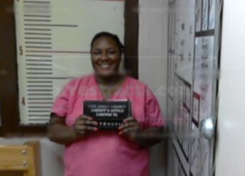 Chavela Nicole Dyer Booker