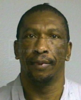 Willie M Mathis