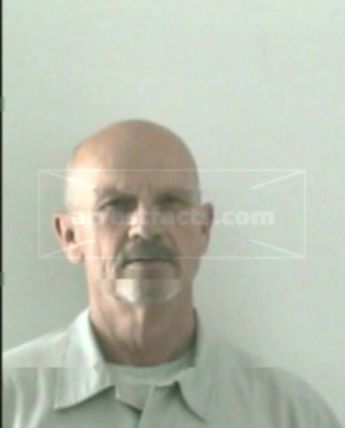 Kenneth W Shelton