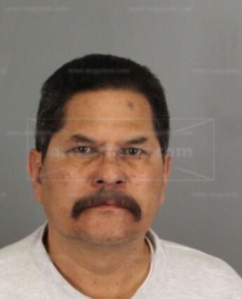Roberto Flores-Guzman