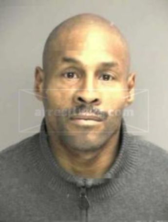 Dwayne R Thomas