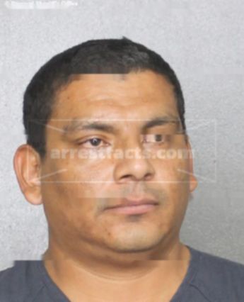 Carlos A Guisao