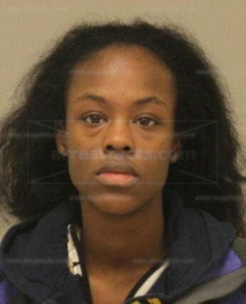 Arianna Monee Dobbs