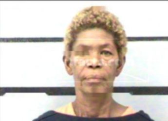 Effie Lynn Cade