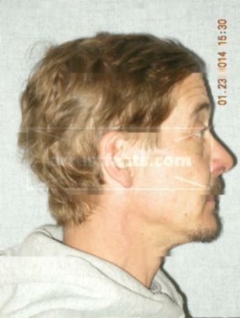 Robert J Deede