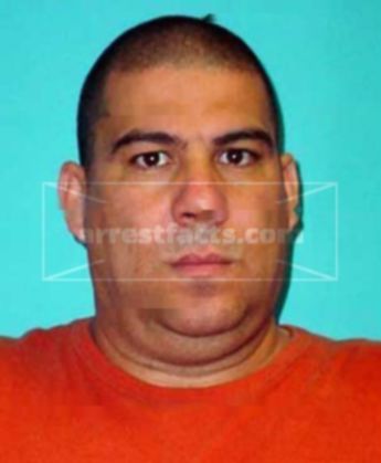 Luis Leon
