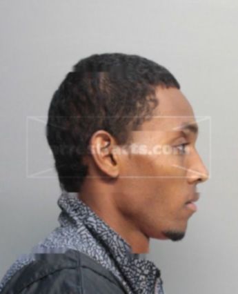 Julio Nelson Moore