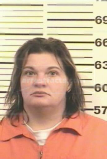 Staci D Ray