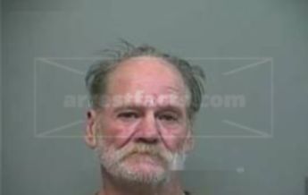 Robert Earl Dennis