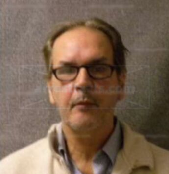 Timothy J Huckin
