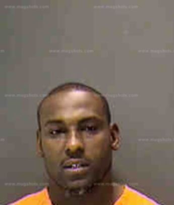 Marcus D Thomas