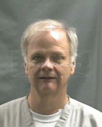 Robert M Stephens