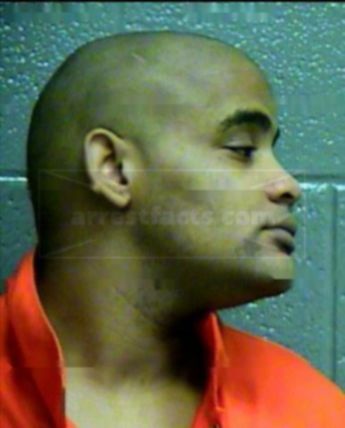 Tyreace L Knowles