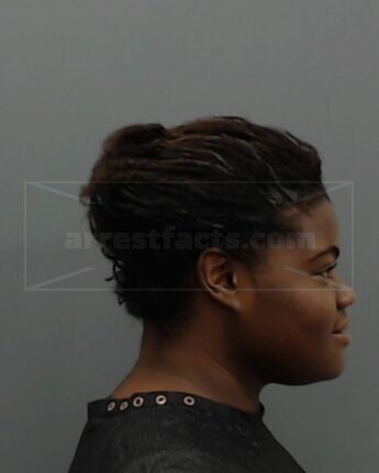 Tenisha Roshell Walls