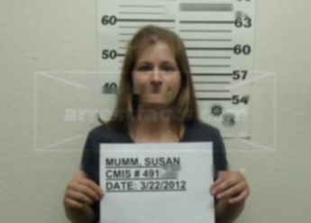 Susan L Mumm