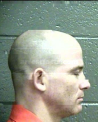 Leo L Mooney Iii