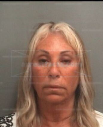 Carol Lee