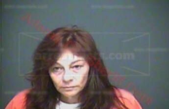 Michelle L Hodges