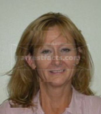 Lisa L Showalter