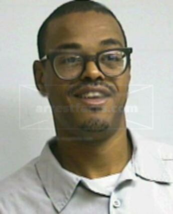 Darrell E Wordlow