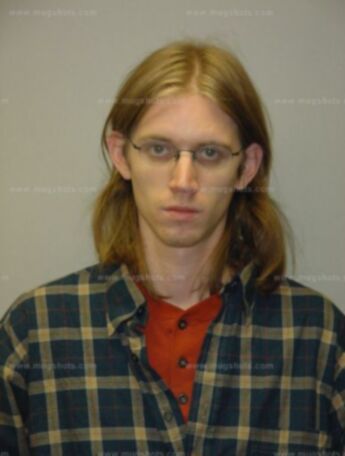 Zachary H Chisholm