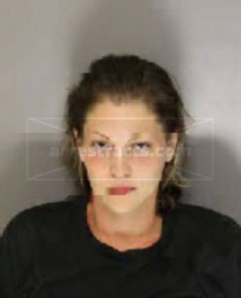Kristen Laurie Mcknight