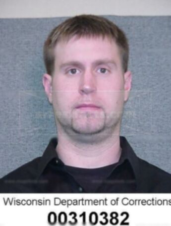 Corey W Yahnke