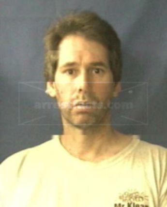 Lawrence H Howes