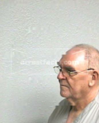 Johnny L Mckenzie