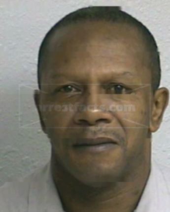 Everett D Dixon
