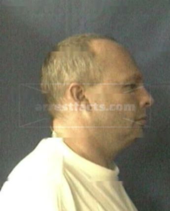 Donald L Mccaleb
