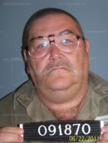 Ralph E Salyers