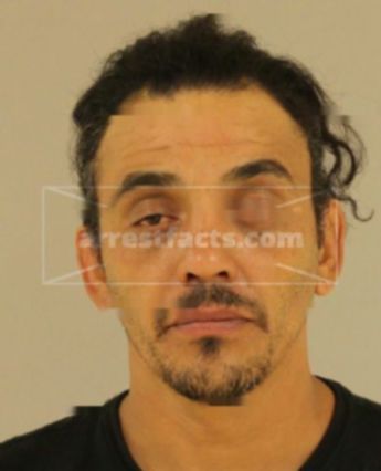 Emilio Quinones
