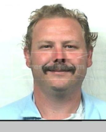 Jeffery R Linder