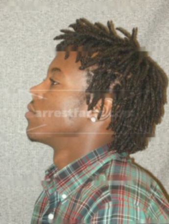 Travon D Topps