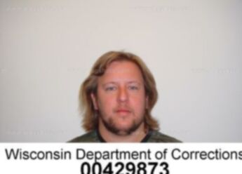Brandon D Lauth