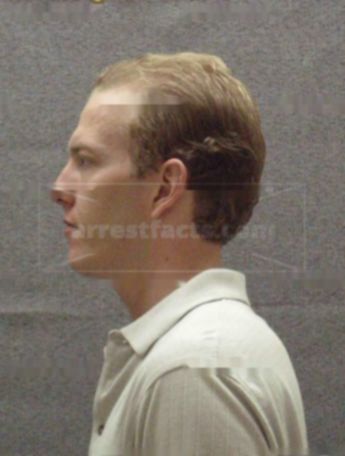 Quentin R Mcguire